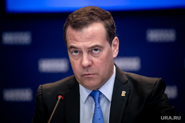 Дмитрий Медведев дал напутствие волонтерам, желающим попасть в политику