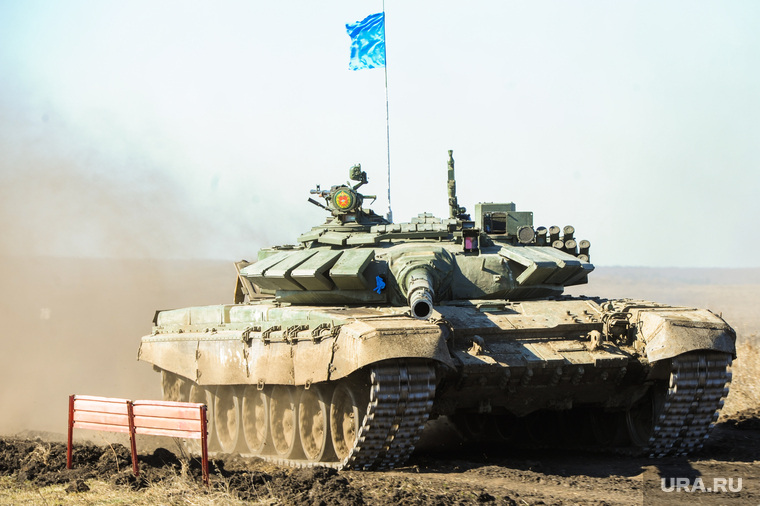 Танковый биатлон. Чебаркульский военный полигон. Челябинская область, танкисты, армия, военные, оружие, война, учения, спецоперация, танковый биатлон, т72-3б, танк, боевое слаживание
