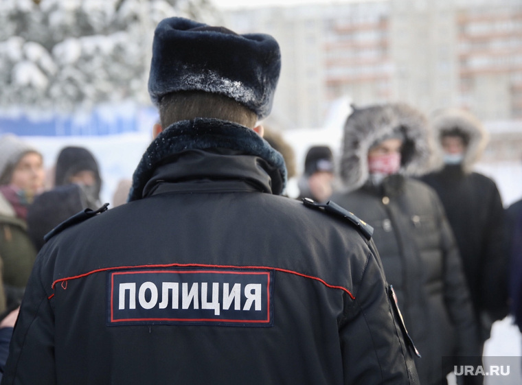 Митинг сторонников Алексея Навального. Сургут, полиция