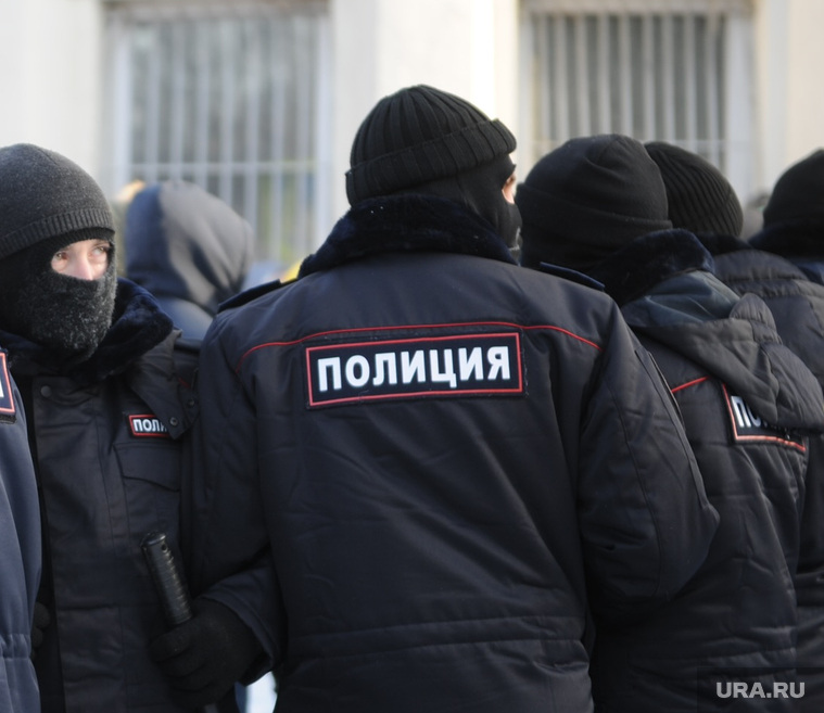 Несанкционированный митинг в поддержку оппозиционера. Челябинск, шествие, митинг, полиция