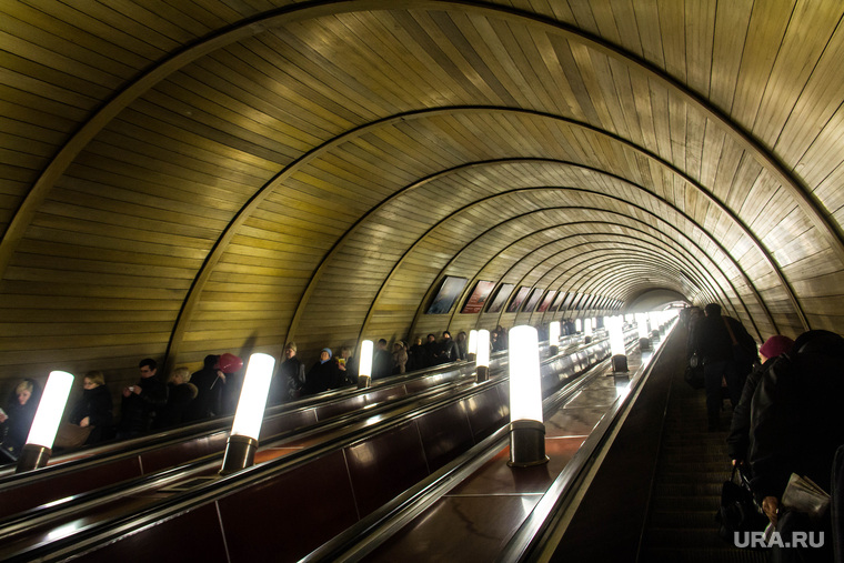 Клипарт. Челябинская область, метрополитен, эскалатор, метро