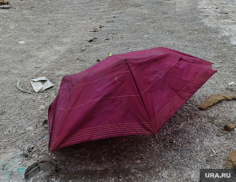 Репортаж по мусорным войнам из Миасса, тбо, зонт, свалка