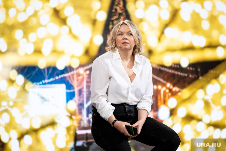 Директор Парка Маяковского Екатерина Кейльман на серии лекций POSмотри в УрФУ. Екатеринбург, кейльман екатерина