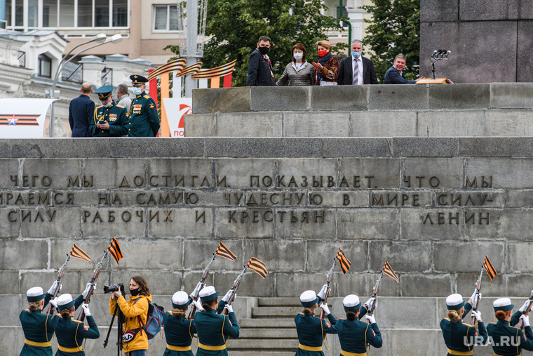 Парад Победы на площади 1905 года. Екатеринбург, благодаткова тамара