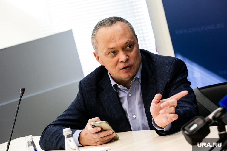 Константин Костин считает, что ульяновскому губернатору не справиться без коалиции с «Единой Россией»