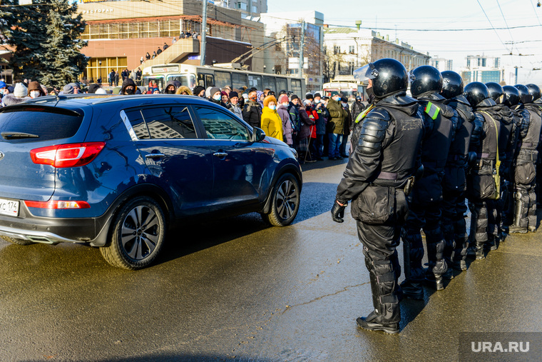 Несанкционированная акция в поддержку оппозиционера. Челябинск , митинг, полиция, омон, несогласованная акция