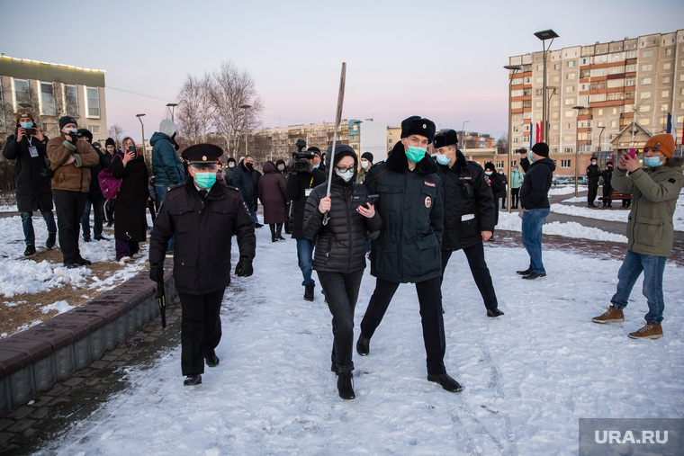 Несогласованный митинг в поддержку Навального. Сургут, задержание на митинге