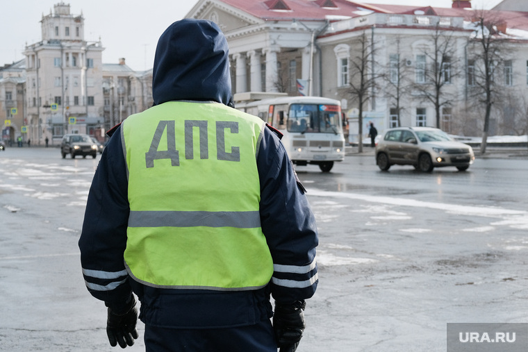 Губернаторы УрФО в Кургане. Презентация техники курганских предприятий., гибдд, дпс, площадь ленина