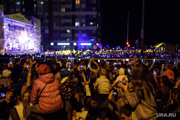 День Города. Концерт Светланы Лободы., концерт, зрители, толпа, праздник