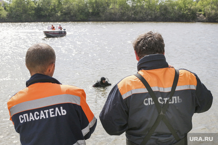 Учения спасателей МЧС
Курган, спасатели мчс, водолаз