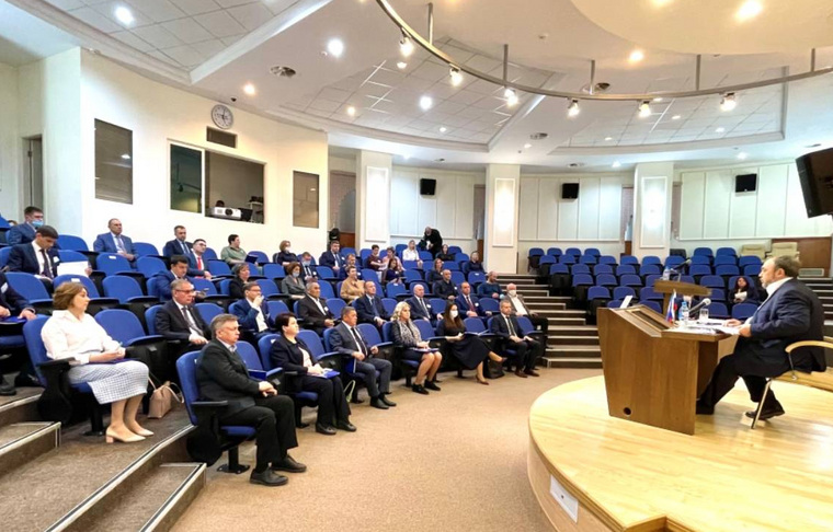 Ямал в Москве представят три делегата