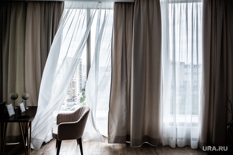 Апартаменты в башне "Исеть" "Home Away". Екатеринбург, шторы, апартаменты, интерьер