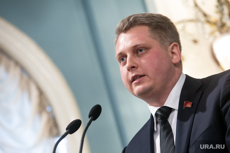 Круглый стол КПРФ по принятию поправок к Конституции РФ. Москва, ивачев александр