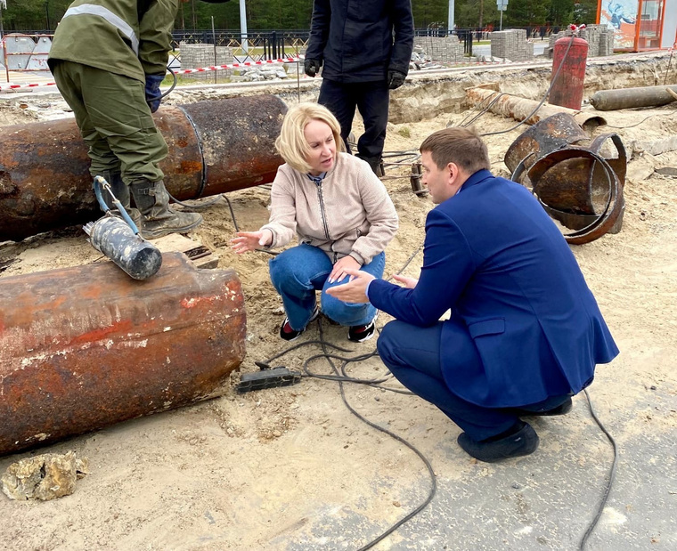 Глава Муравленко проверяет ход работ