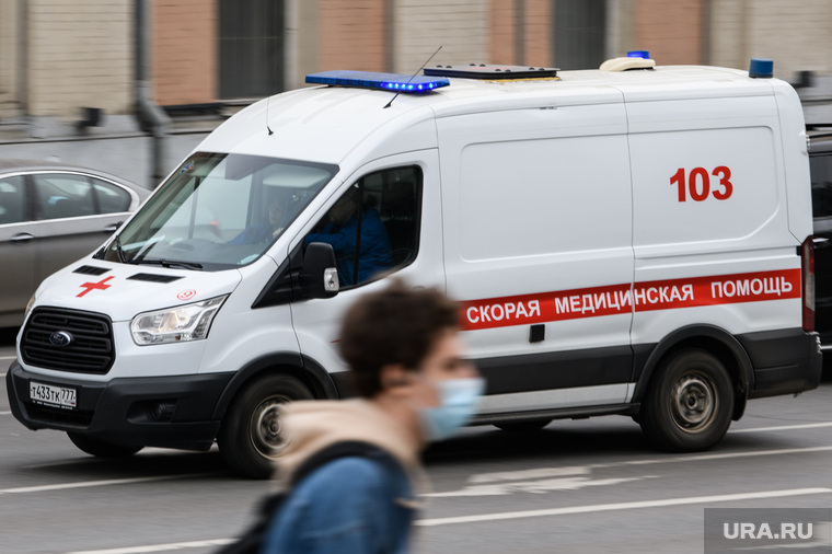 Виды Москвы, машина скорой помощи, скорая помошь