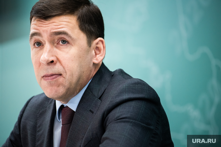 Пресс-конференция губернатора Свердловской области Евгения Куйвашева в пресс-центре конгресс-холла МВЦ «Екатеринбург-ЭКСПО». Екатеринбург, куйвашев евгений