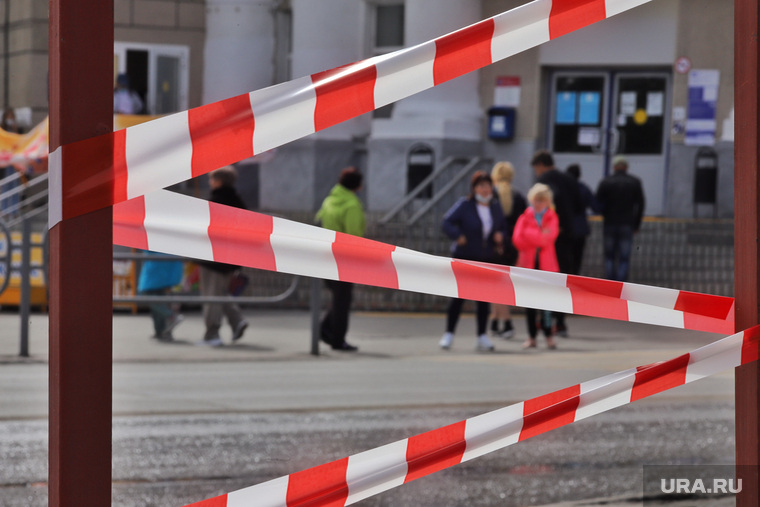 День города. Курган , запрет, проход запрещен, люди, ограничительная лента
