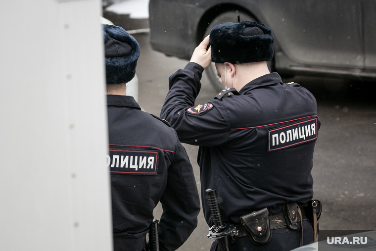 Клипарт "Полиция, доставка подследственного". Москва, полиция, полицейский