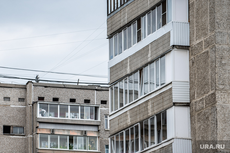 Новое здание школы №80. Екатеринбург, жилой дом, недвижимость, ипотека, вторичное жилье, панельный дом, жилье, многоквартирный дом, панелька