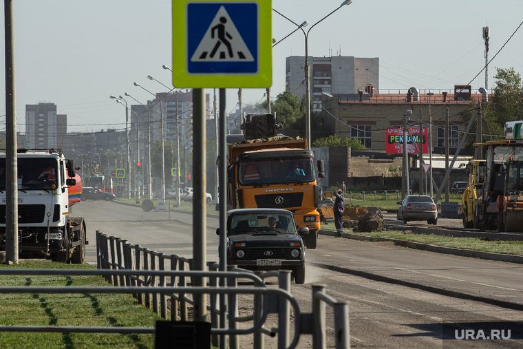 Начался ремонт дорог с восточной стороны Александровского сада