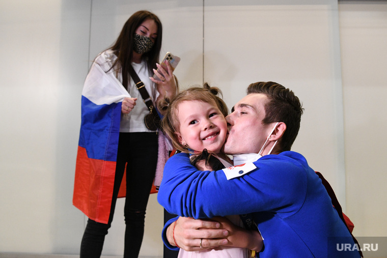 Белявского в Екатеринбурге встретила семья