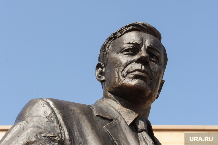 Памятник Петру Сумину. Челябинск, скульптура, сумин петр, памятник петру сумину