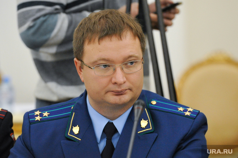 Совещание с полномочным представителем Президента Николаем Цукановым о реализации указаов президента. Тюмень, московских владислав