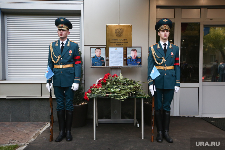 Тело Зиничева доставят из Москвы в Санкт-Петербург, где похоронят на Северном кладбище