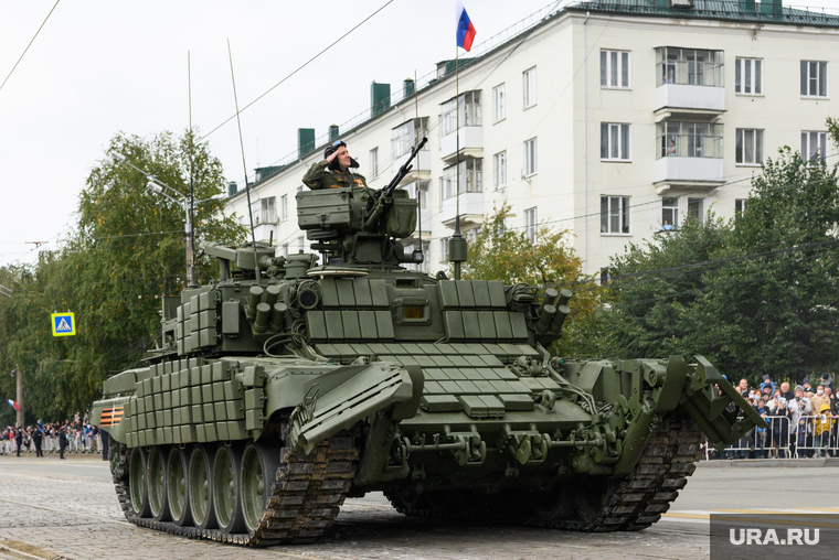День танкиста в Нижнем Тагиле. Екатеринбург, военная техника, армия, бронетехника, военный парад, танк