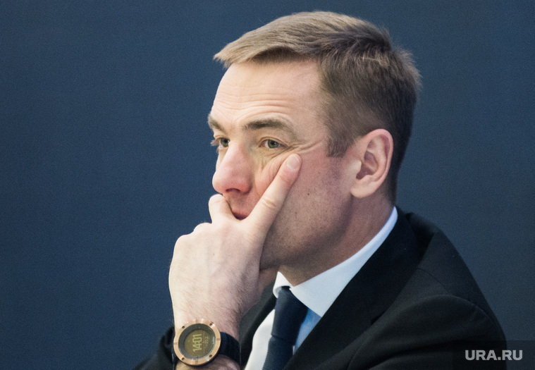 Промышленный форум "Локомотивы роста: индустрии будущего". Екатеринбург , евтухов виктор, единая россия
