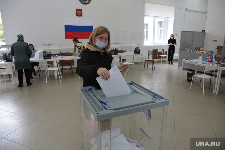 Выборы 2021. пятница 17 сентября. Пермь, урна для голосования