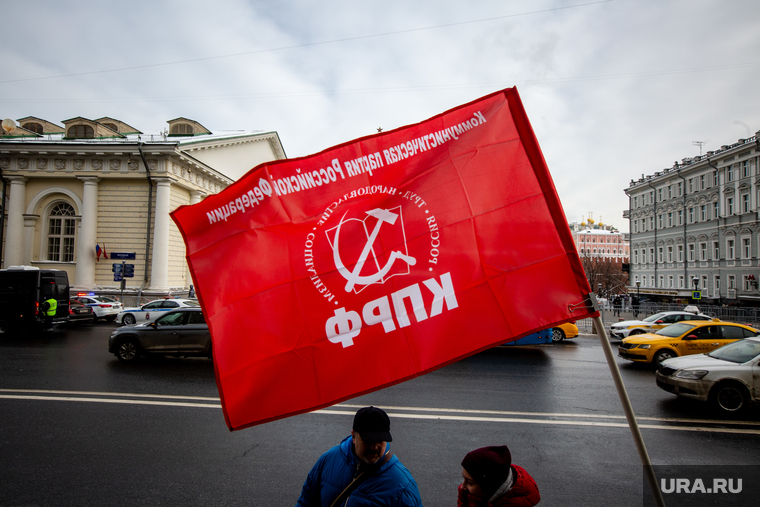 Возложение цветов к Вечному Огню. Москва, красный флаг, манеж, кпрф, красное знамя, моховая, коммунисты