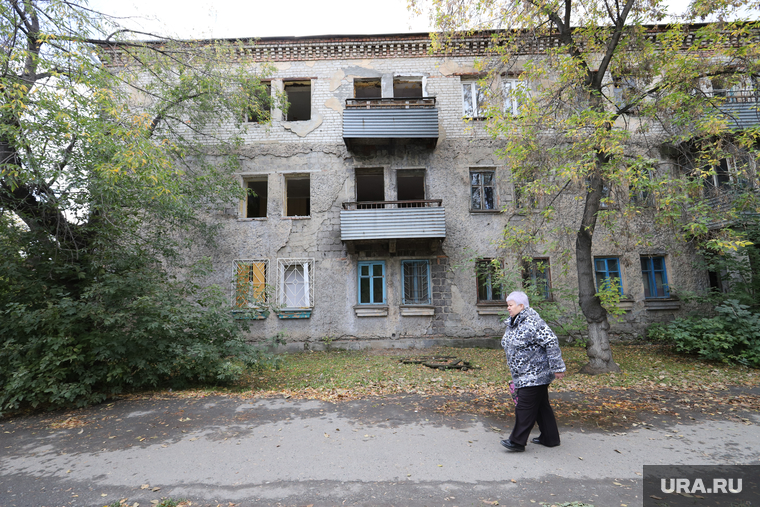 Аварийное жилье по улице Дзержинского. Курган
, старый дом, аварийное жилье, улица дзержинского, старое помещение, улица дзержинского дом 22