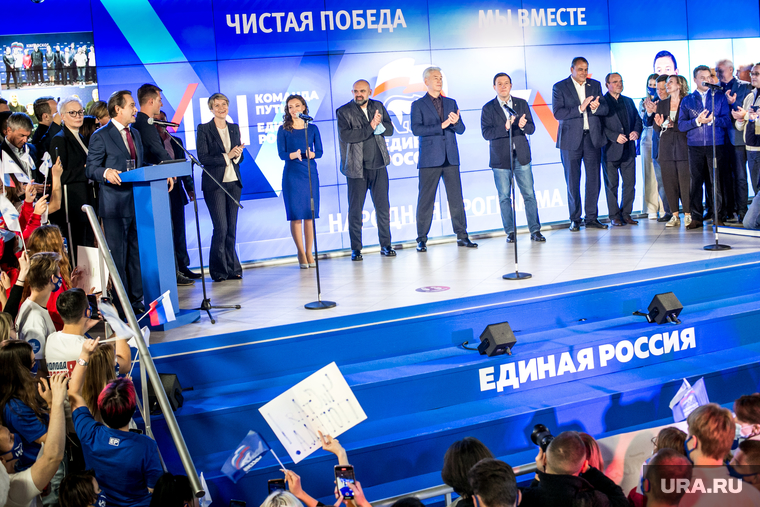 Несмотря на победу на выборах в Госдуму, «Единая Россия» отдала почти половину постов руководителей комитетов другим фракциям