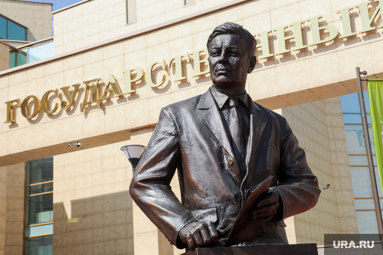 Памятник Петру Сумину. Челябинск, скульптура, сумин петр, памятник петру сумину