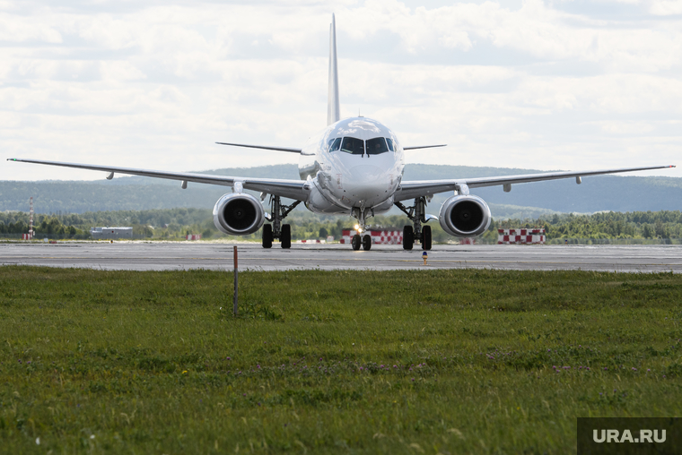 Споттинг в аэропорту "Кольцово". Екатеринбург, сухой суперджет, ssj100, sukhoi superjet100, sukhoi superjet 100