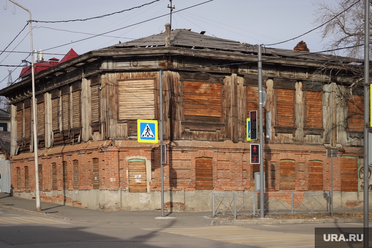 Здание на Климова, 25