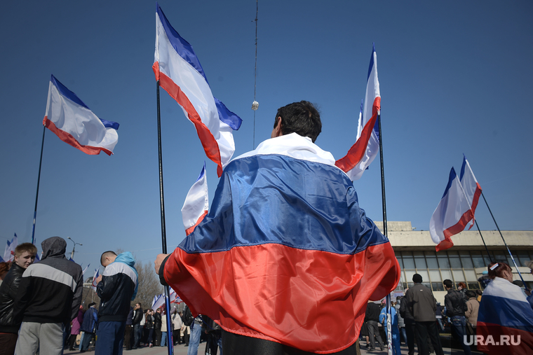 Крым. День перед референдумом., флаг россии, флаг крыма