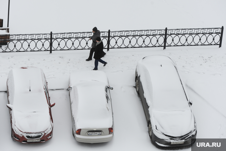 Снегопад. Челябинск, автомобили, зима, город в снегу, снегопад, автотранспорт