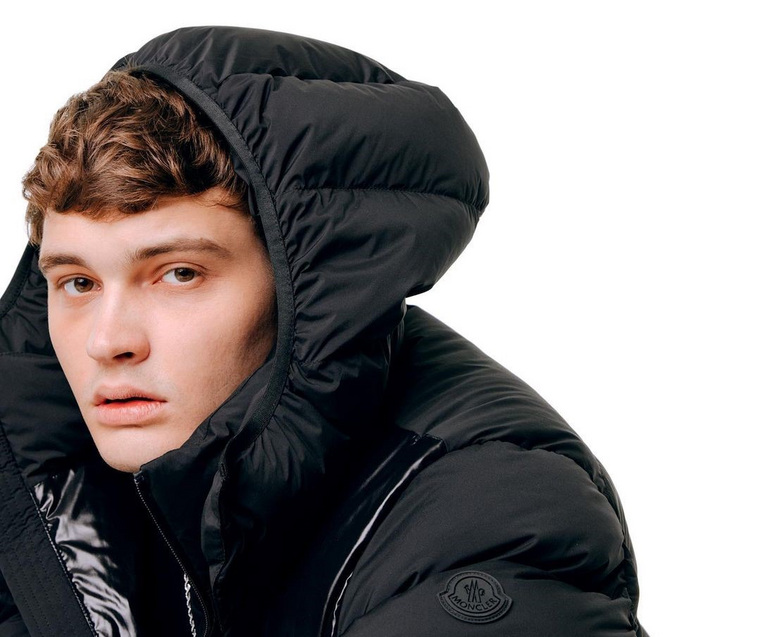 Алексей «Seemee» Симинок вырос в Заречном микрорайоне Тюмени, и считает его самым опасным