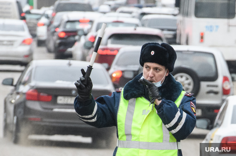Виды Екатеринбурга, регулировщик дорожного движения, гибдд, дпс, дорожно-патрульная служба