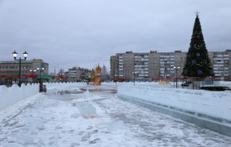 Местные жители предлагают оставить на этом месте каток