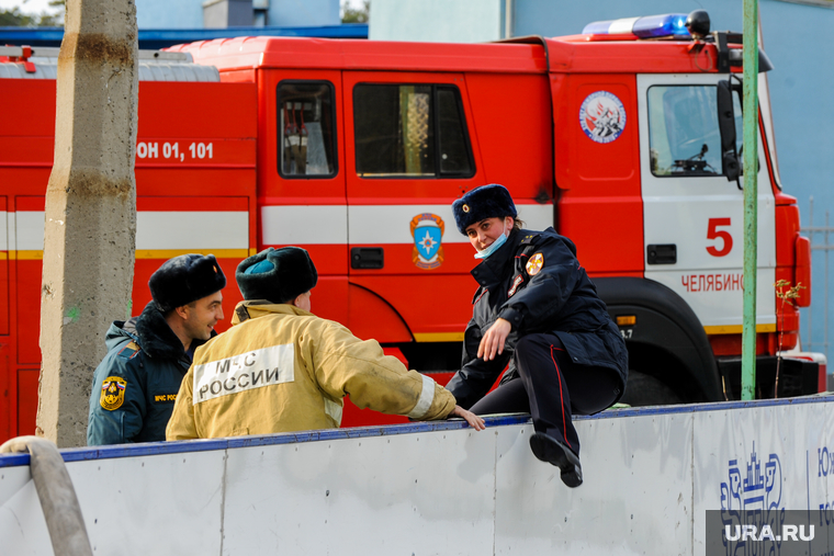 Последствия взрыва кислородной станции в госпитале на базе ГКБ№2. Челябинск, мчс, огонь, полиция