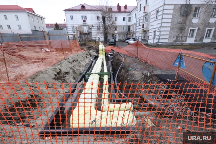 Строительная площадка на улице Коли Мяготина и Кирова, 98. Курган, теплотрасса, улица коли мяготина, улица кирова, стройка, улица колия мяготина