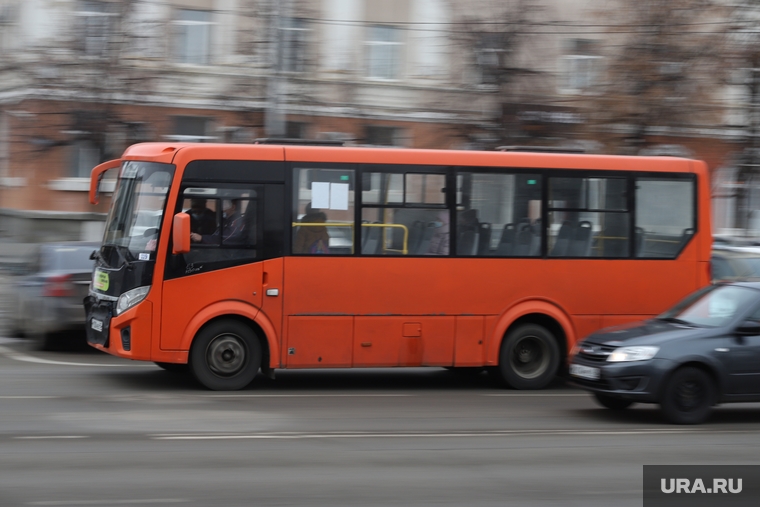 Город. Курган, автобус