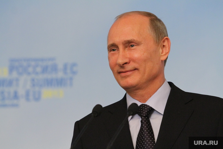 Саммит Россия-ЕС. Владимир Путин на пресс-конференции. Екатеринбург, улыбка, саммит россия-ес, портрет, путин владимир