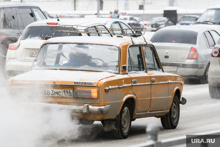 Виды Екатеринбурга, лада, автомобиль, ваз 2106, российский автомобиль, ваз шестерка