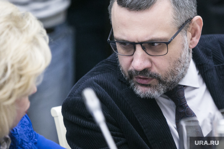 Комиссия в АП по распределению президентских грантов с участием Сергея Кириенко. Москва, легойда владимир