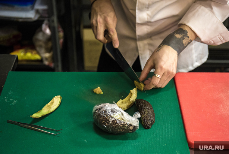 Ресторан Kaori в ресторане Cibo. Екатеринбург, повар, приготовление пищи, ресторан, авокадо, кухня