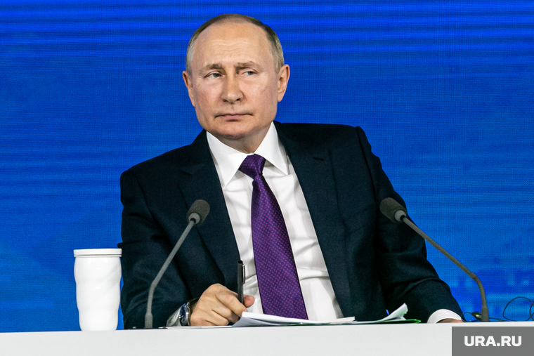 Семнадцатая ежегодная пресс-конференция президента РФ. Москва, портрет, путин владимир